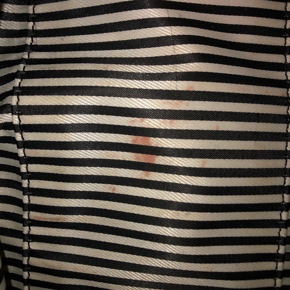 Authentic Kate Spade crossbody purse - Picture 3 of 3